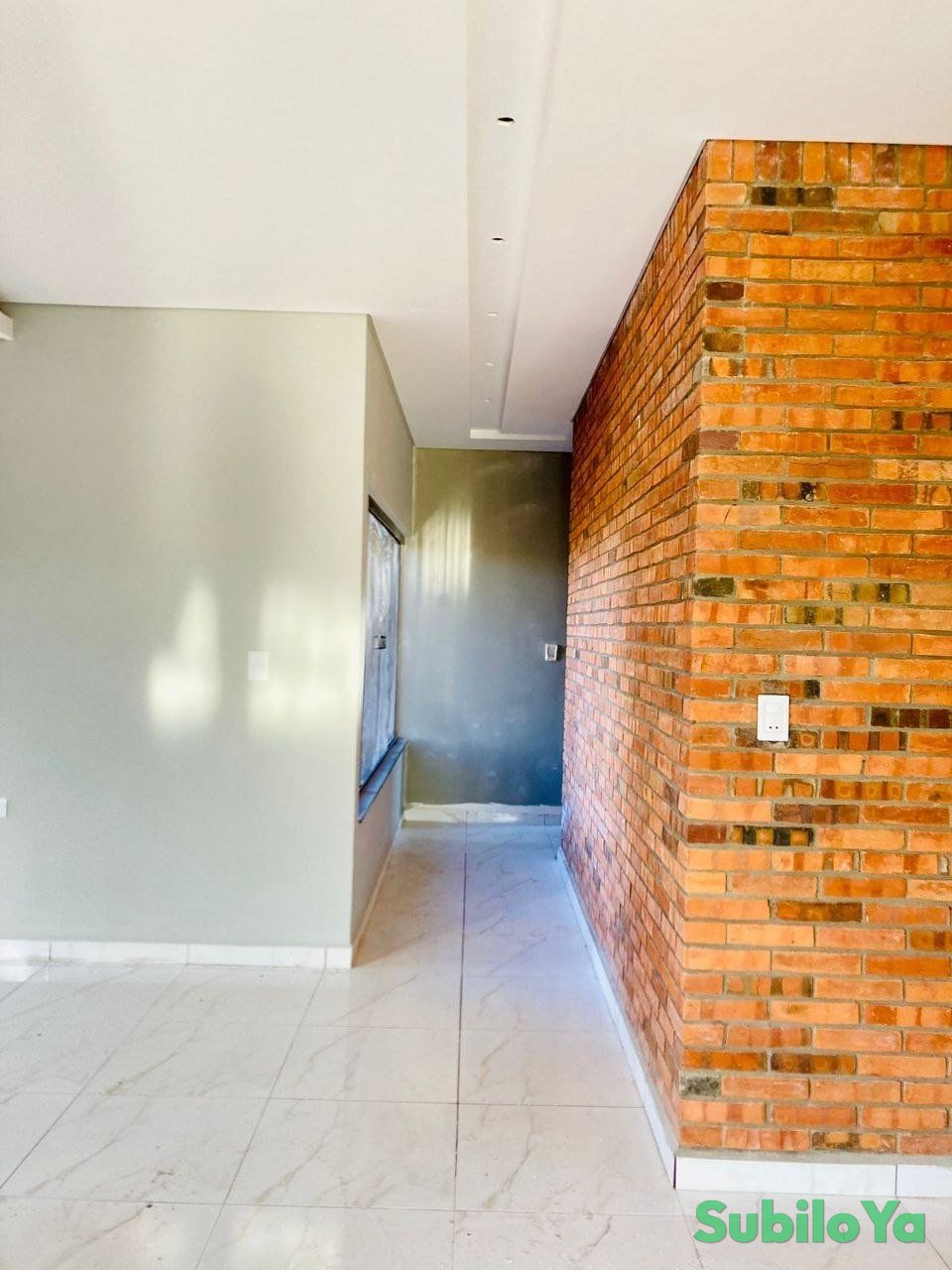 Gallery 0